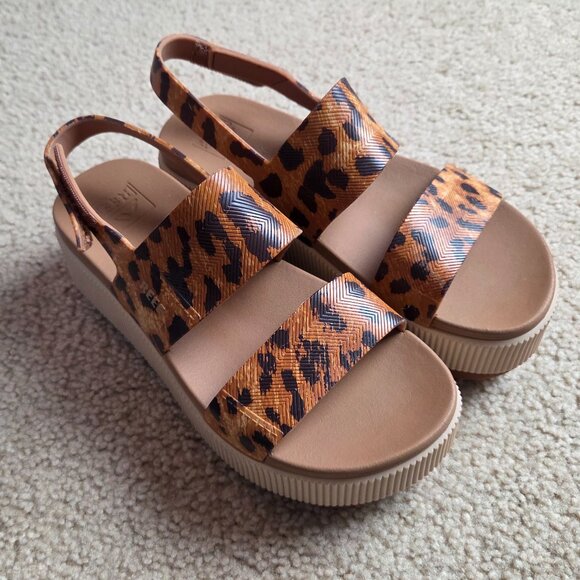 REEF Water Vista Higher Sandal Size 6 Womens Platform Leopard Animal Print NWOT - Picture 2 of 8